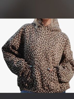 Leopard Print Hooded Pullover Sweatshirt - Tan & Black